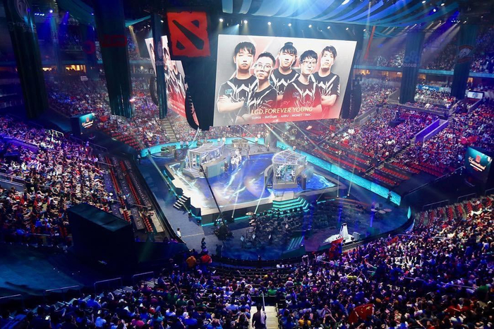 事业中也曾 事业中也曾