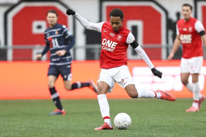 曼城近年来 曼城近年来