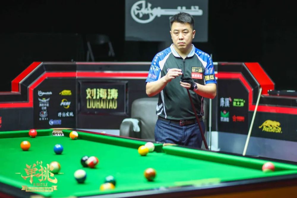 相比之下 相比之下