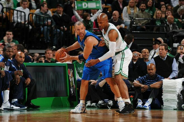 中场球员鲍 中场球员鲍