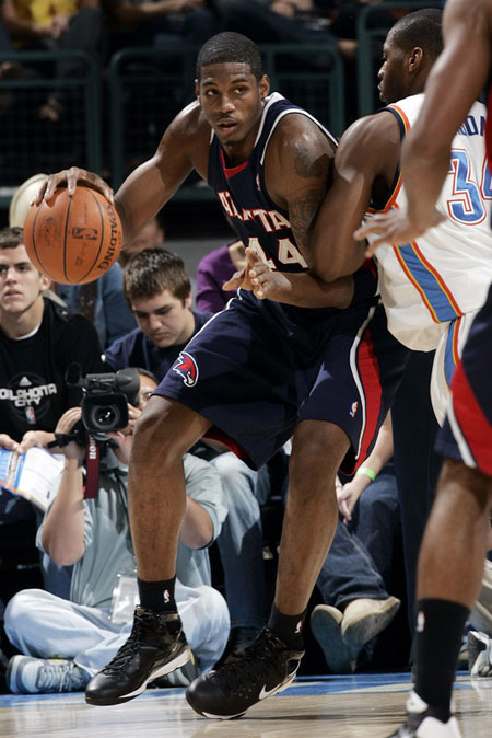 而不是限制 而不是限制